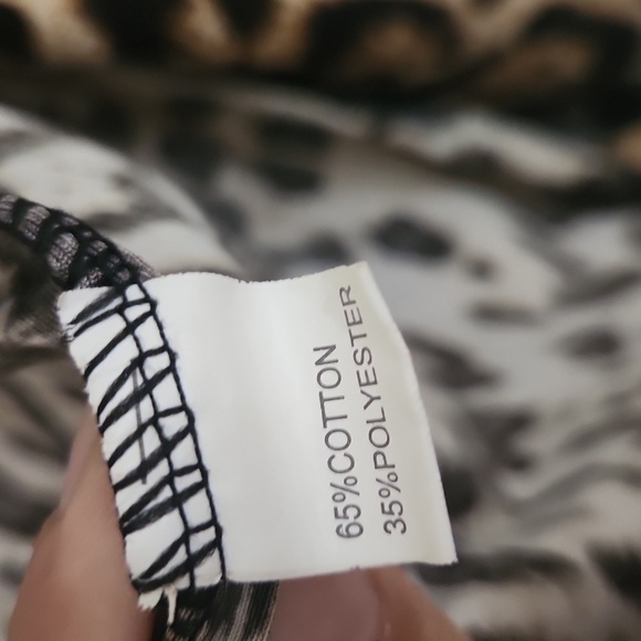 Boutique Cheetah Print Cardigan Size Small Waterfall Hem Career office Casual - Picture 5 of 10